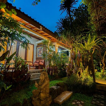 Desak Putu Putra Hidden Hotel Ubud  Luaran gambar